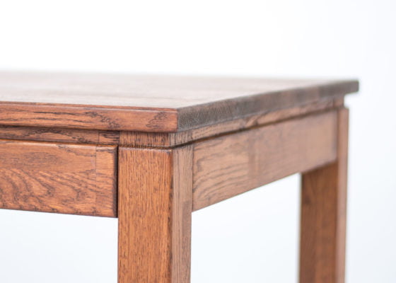 Деревянный кухонный стол