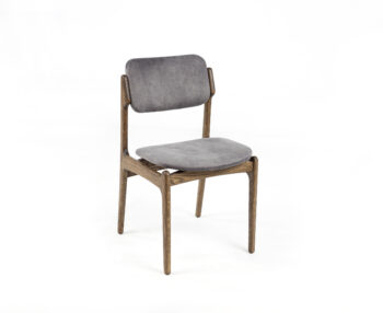 SID oak chair